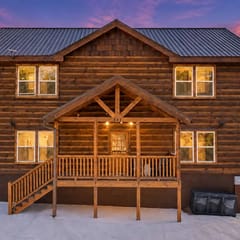 Sleeps 20+ | Private Indoor Pool, Theater, Arcade