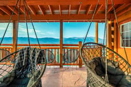 MountainTop Retreat