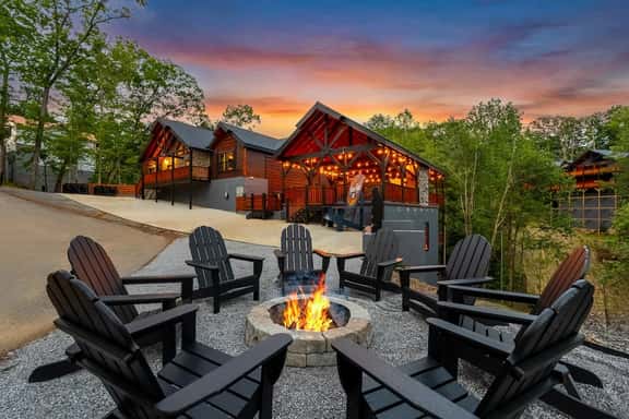 Glow Indoor Pool • Theater • Hot Tub • Sleeps 32 - Image 1
