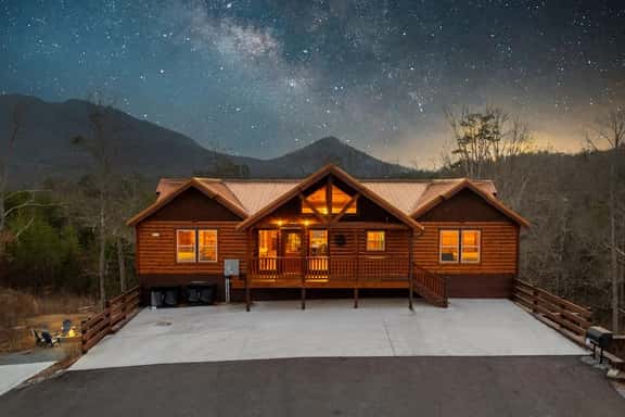 Indoor Pool, Arcade, Hot Tub | 8BR Sleeps 26 - Image 1