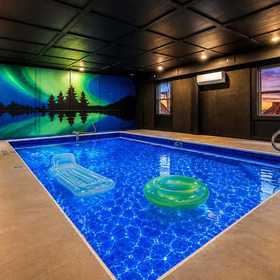Smoky Mtn 8BR, Sleeps 30  Indoor Pool + Mini Golf - Image 1
