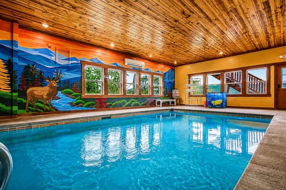 Sleeps 40 | 12BR, Indoor Pool, 2 Hot Tubs - Image 3