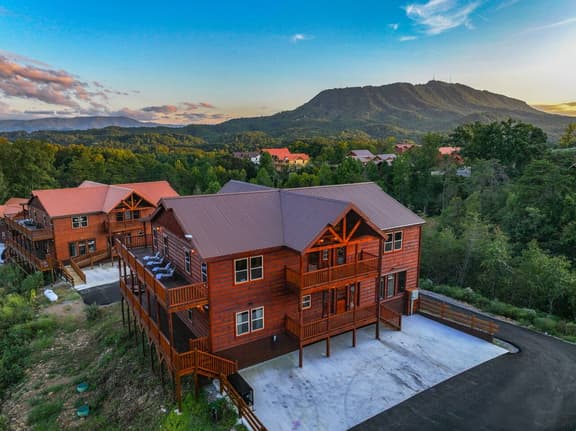 Shadow Peak Lodge